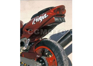 PASSAGE DE ROUE ZX 9 R 98/99 SANS COFFRE